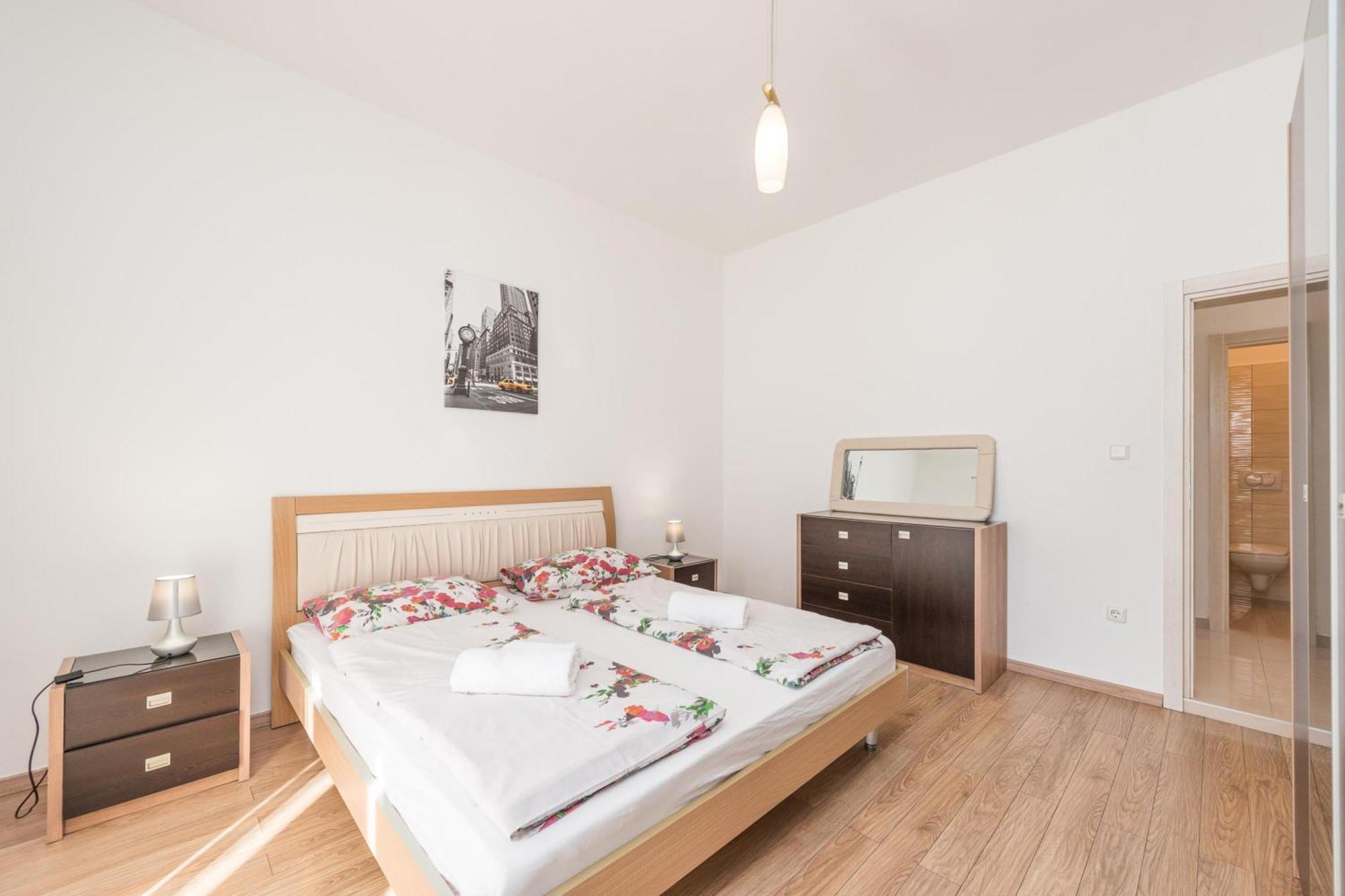 Family Friendly Pool House Ana - Happy Rentals Bibinje Exterior photo