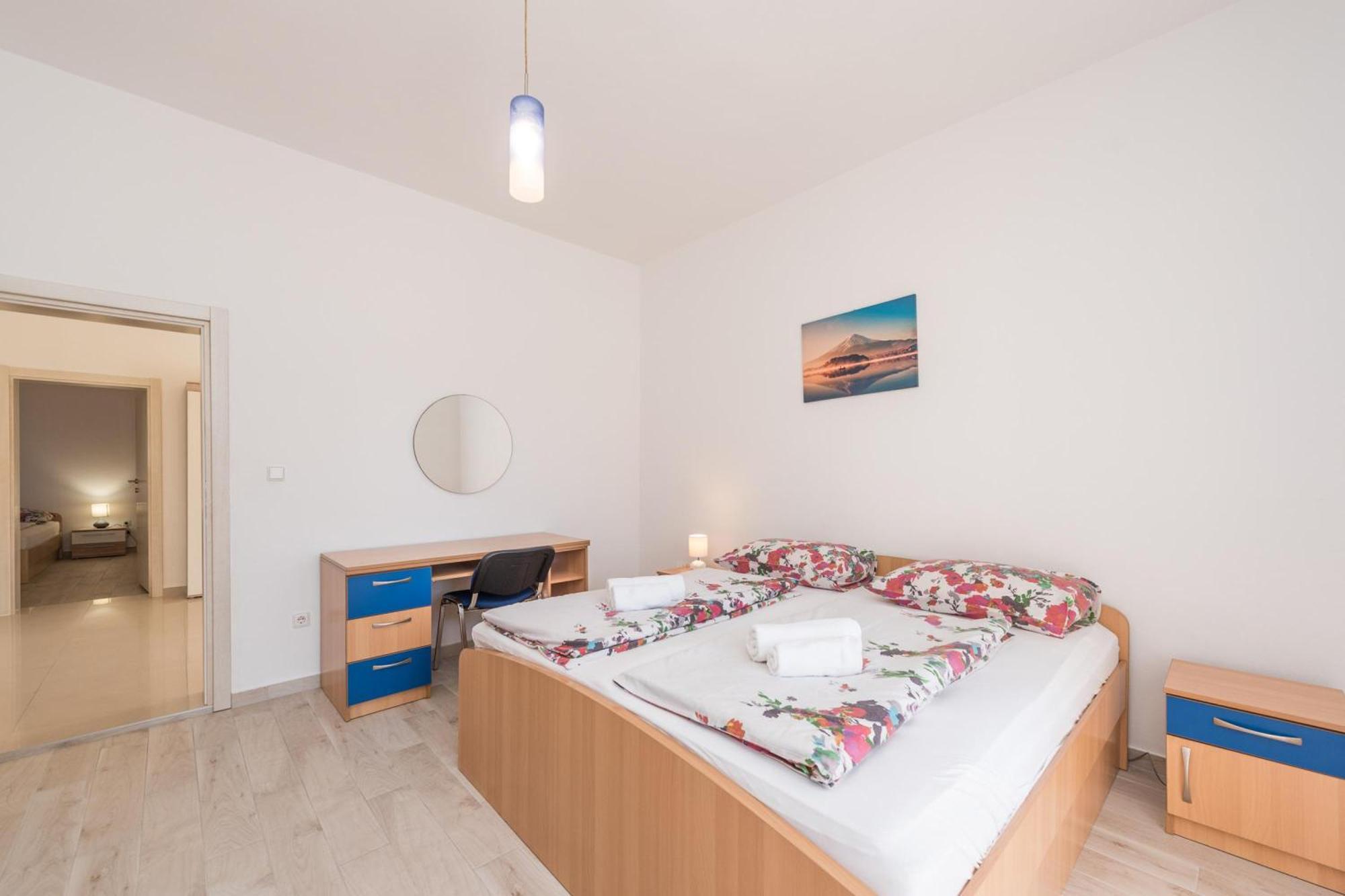 Family Friendly Pool House Ana - Happy Rentals Bibinje Exterior photo